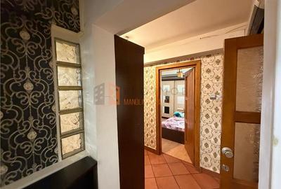 Apartament cu 3 camere decomandat, mobilat în Micro 3 - 9