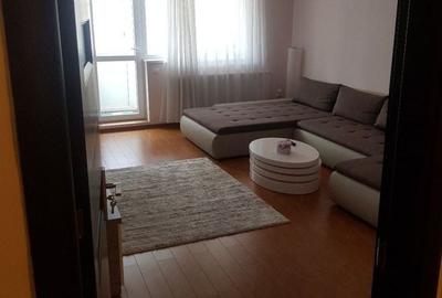 Apartament cu 3 camere decomandat în Chiajna