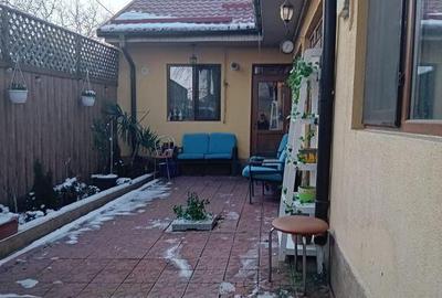 Casă cu 2 camere cu Teren 125 Mp în Central