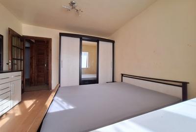 Apartament cu 3 camere decomandat, mobilat în Lipovei - 9