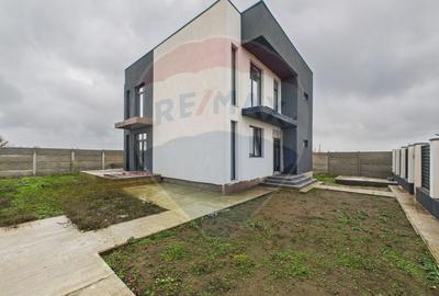 Casă individuală cu 4 camere cu Teren 432 Mp în Găneasa - 1