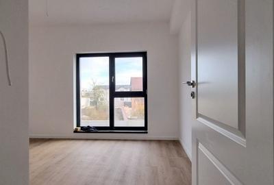 Casă individuală cu 5 camere cu Canalizare în Prelungirea Ghencea - 11