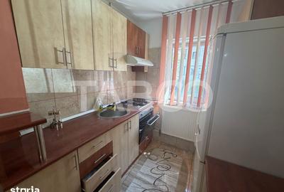 Apartament cu 3 camere semidecomandat în Central - 10