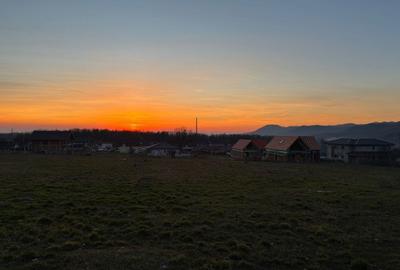 Teren de 2100 mp, în Exterior Vest - 3