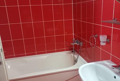 Garsonieră decomandată în Central - 4