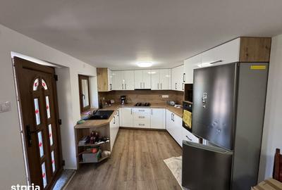 Casă cu 3 camere cu Teren 1200 Mp în Central - 6
