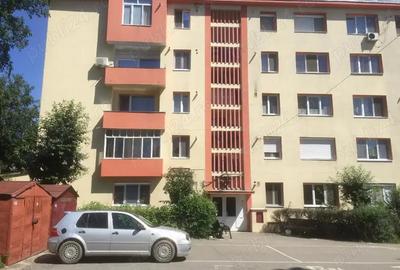 Apartament cu 2 camere decomandat în Central - 3