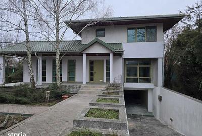 Casă cu 4 camere cu Teren 511 Mp în Sud