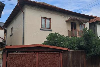 Casă cu 6 camere în Central - 3