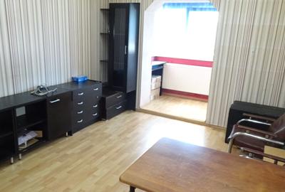 Apartament cu 3 camere semidecomandat în Astoria - 1