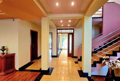 Vila generoasa, 4 dormitoare, piscina, garaj dublu, zona Girocului - 6