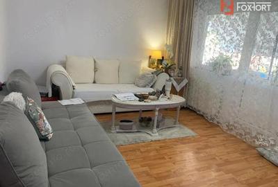 Apartament de vanzare cu 3 camere si 2 bai, etaj 2, zona Lipovei - 1