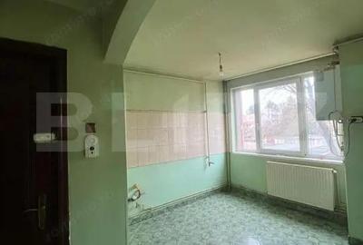 Apartament cu 3 camere semidecomandat în Central - 5