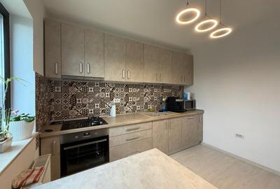 Casa cu 4 camere, 93mp utili, P+1, teren total 327mp - zona Giroc - 14