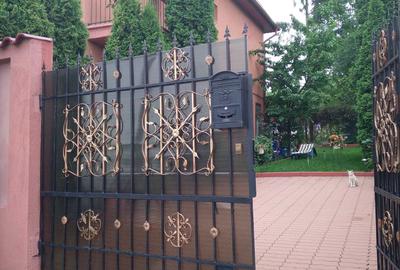 Casă cu 4 camere în Central - 4