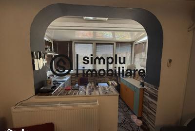 Apartament cu 3 camere în Calea București