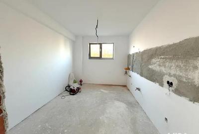 Casă cu 4 camere în Central - 2