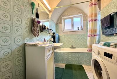 Vila cu 6 camere *310mp*  + Garaj // Primăverii - 28