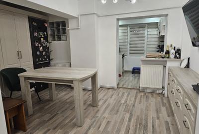 Apartament cu 3 camere în Central - 1