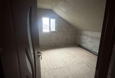 Casă cu 4 camere în Cetățeni - 5