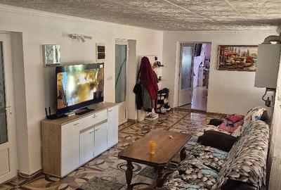 Casă cu 1 camere cu Teren 700 Mp în Variaș - 7