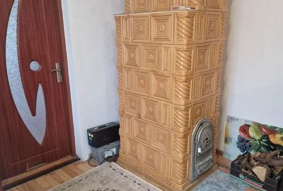 Casă cu 4 camere cu Teren 1000 Mp în Mihai Eminescu - 1