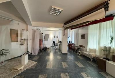 Apartament cu 3 camere decomandat în Central - 3