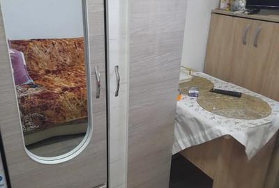 Garsonieră decomandată în Micro 14 - 9