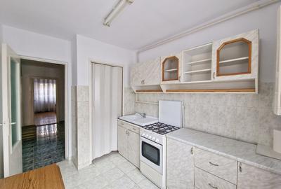 3 camere decomandate, zona Simion Barnutiu, et. 2, disponibil imediat! - 5