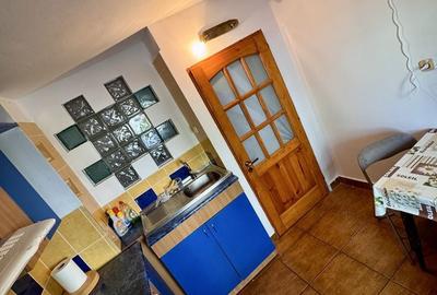 Apartament cu 3 camere decomandat în Central - 3