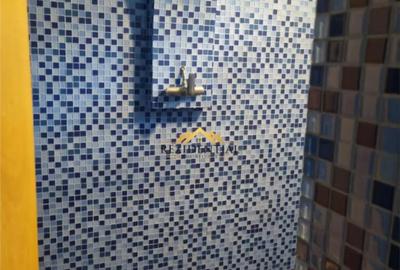 Casă cu 6 camere cu Teren 700 Mp în Central - 2