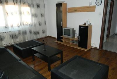 Apartament cu 3 camere decomandat în Drumul Sării - 7