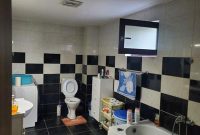 Casă individuală cu 6 camere cu Canalizare în Valu lui Traian - 7
