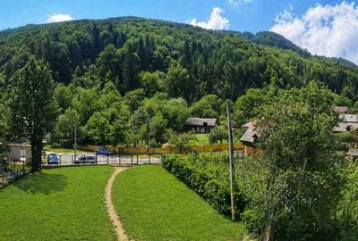 Casă individuală cu 5 camere cu Teren 2500 Mp în Pângărați - 2