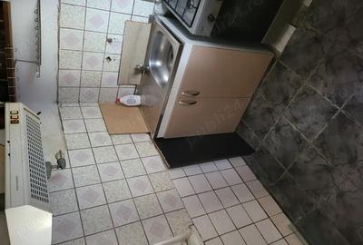 Apartament de vanzare - 3
