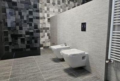 Casă cu 4 camere cu Teren 200 Mp în Central