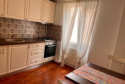 Proprietar: 4 camere decomandat in Piata Unirii,Amenajat Modern - 5