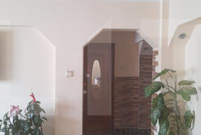 Apartament cu  3 camere, etaj 3, semidecomandat, 63 mp, zona Garii - 2