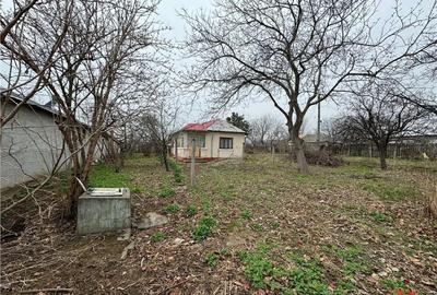 Casa si teren de in Tifesti - Sat Olesesti 30.000 Euro - 3