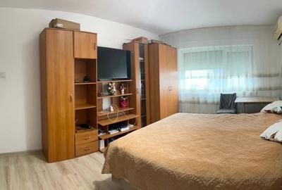 Apartament 2 camere, decomandat - 4