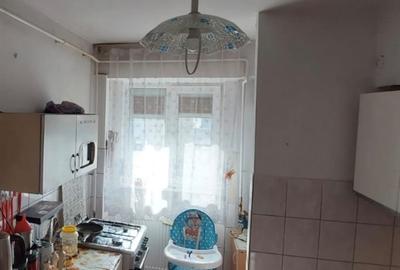 Apartament cu 4 camere decomandat- Micro 17 - 7