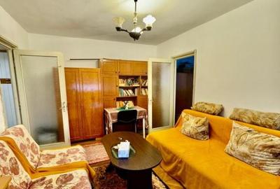 Apartament 2 camere etaj 3,zona Cinema Patria - 1