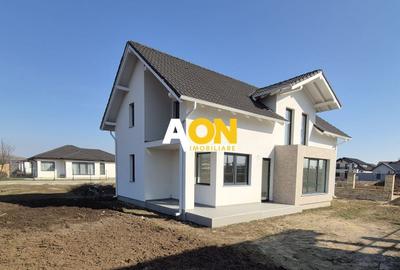 Casă individuală cu 4 camere cu Canalizare în Micești - 3