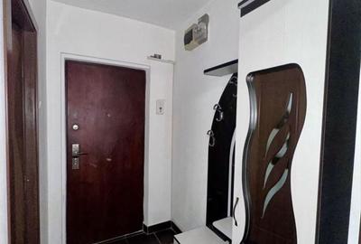 Apartament cu 3 camere decomandat în Bularga - 2