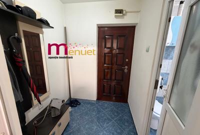 Garsoniera zona Piata Noua,etaj 2 - 9