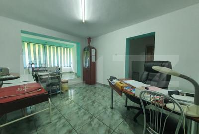 Spatiu comercial de vanzare, pretabil cabinet medical 48mp u - 1