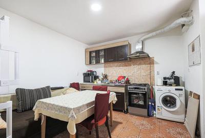 Casă cu 3 camere cu Canalizare în Grădiște - 11