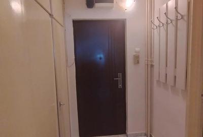 Garsonieră semidecomandată în Take Ionescu