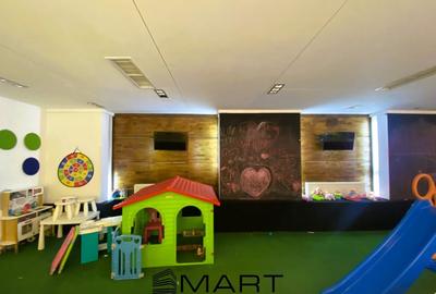 Spatiu de joaca interior + zona de socializare pentru parinti si bunici - 8