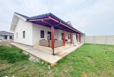 Casă cu 4 camere cu Canalizare în Sântandrei - 5